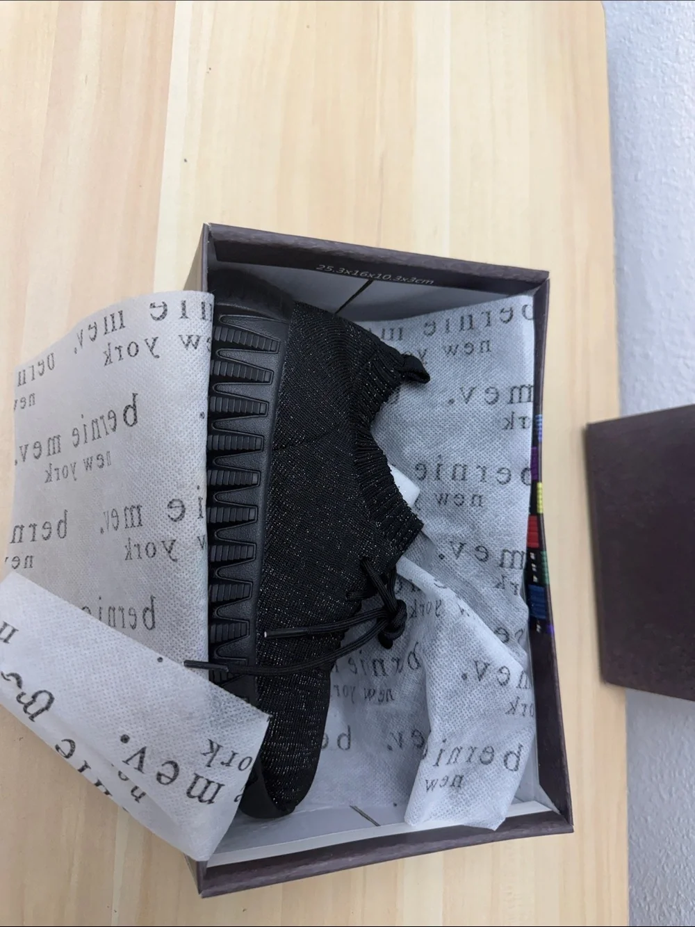 bernie mev. Kids Black Knit Slip-On Sneakers with Textured Sole